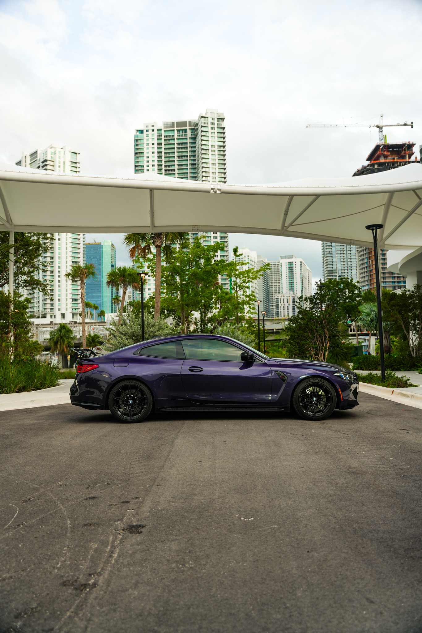 BMW M4 Competition Purple - Image 3